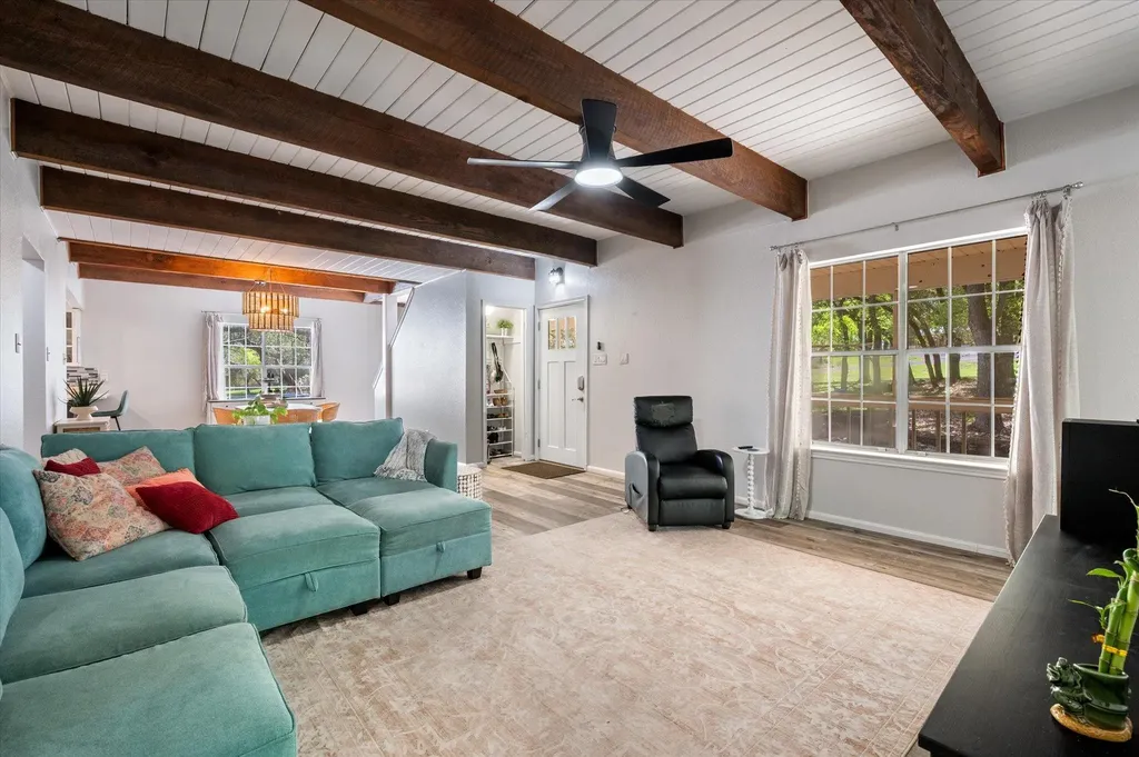 201 N Oak Hollow Road Georgetown TX 78628