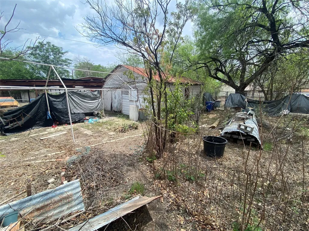 2818 Saunders Avenue San Antonio TX 78207