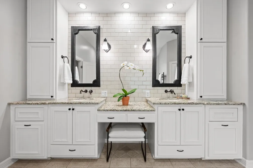 806 Overlook Bend Leander TX 78641
