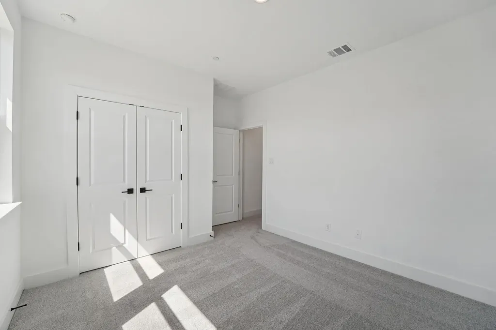 2593 Jack Nora Way Round Rock TX 78665