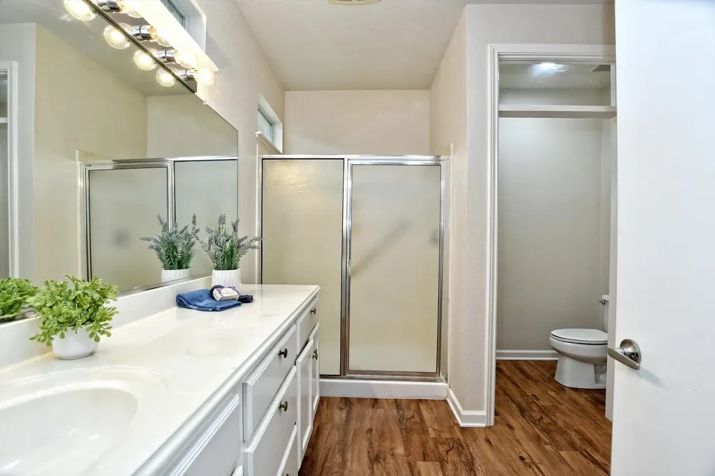 292 Whispering Wind Drive Georgetown TX 78633