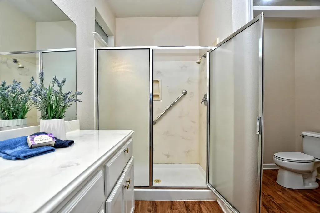 292 Whispering Wind Drive Georgetown TX 78633