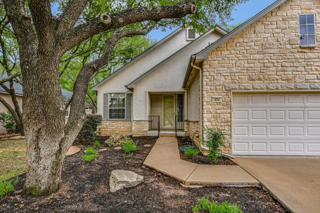 292 Whispering Wind Drive Georgetown TX 78633