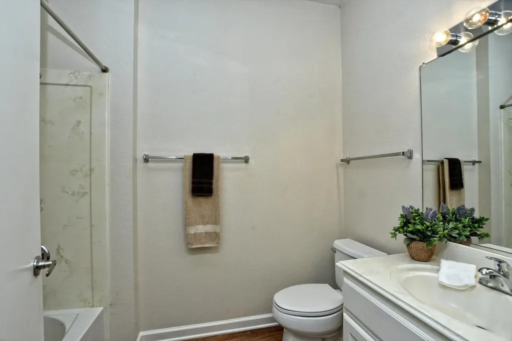 292 Whispering Wind Drive Georgetown TX 78633