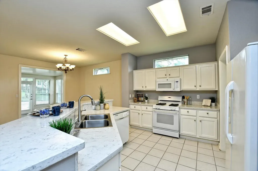 292 Whispering Wind Drive Georgetown TX 78633