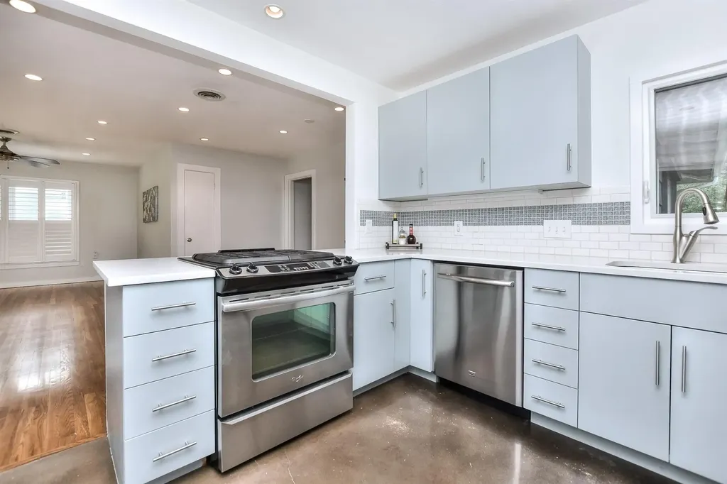 1309 Ridgemont Drive Austin TX 78723