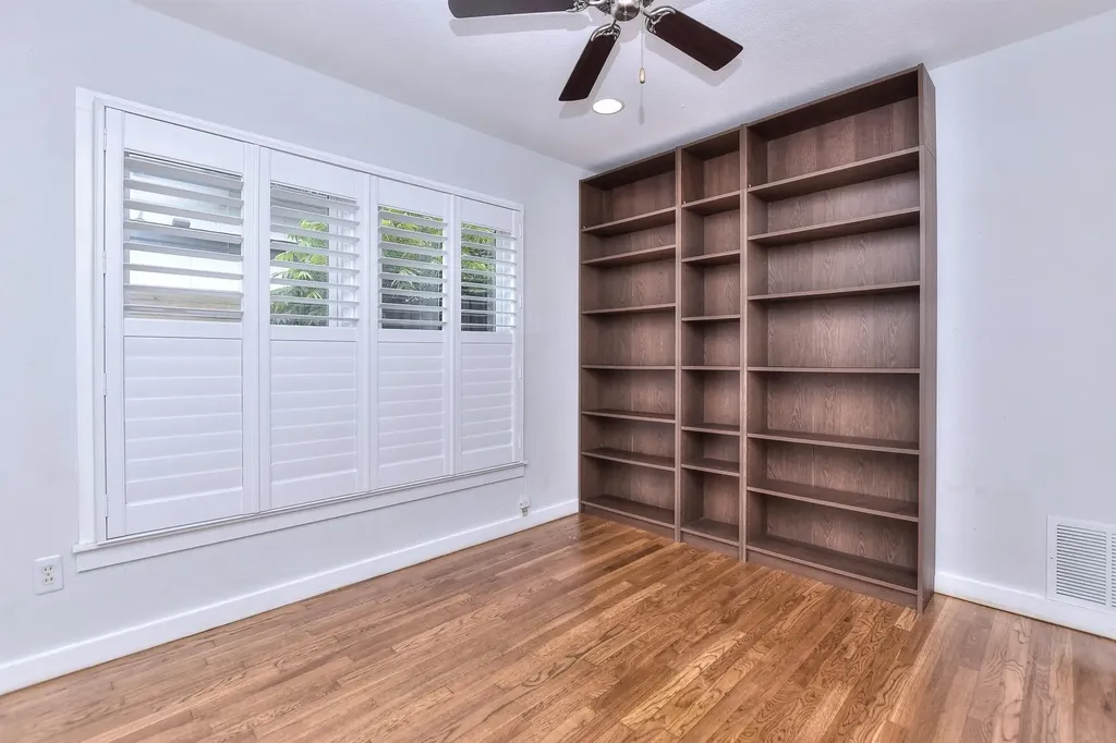 1309 Ridgemont Drive Austin TX 78723