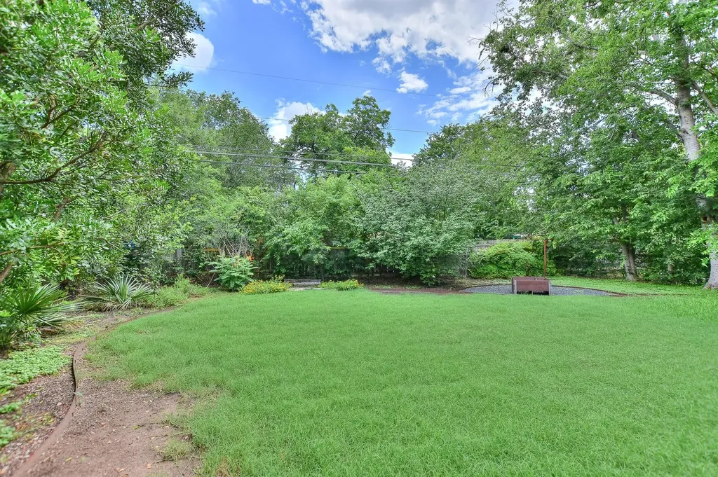 1309 Ridgemont Drive Austin TX 78723