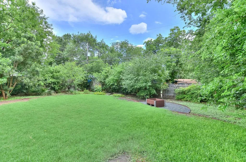 1309 Ridgemont Drive Austin TX 78723