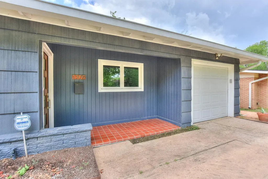 1309 Ridgemont Drive Austin TX 78723