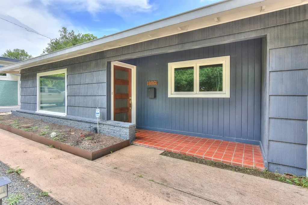 1309 Ridgemont Drive Austin TX 78723