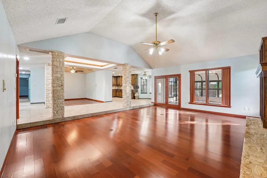 3700 Shady Valley Drive Austin TX 78739