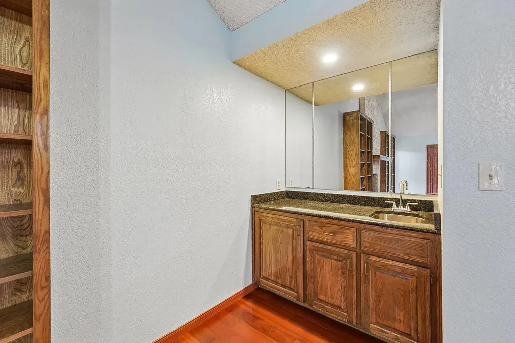 3700 Shady Valley Drive Austin TX 78739