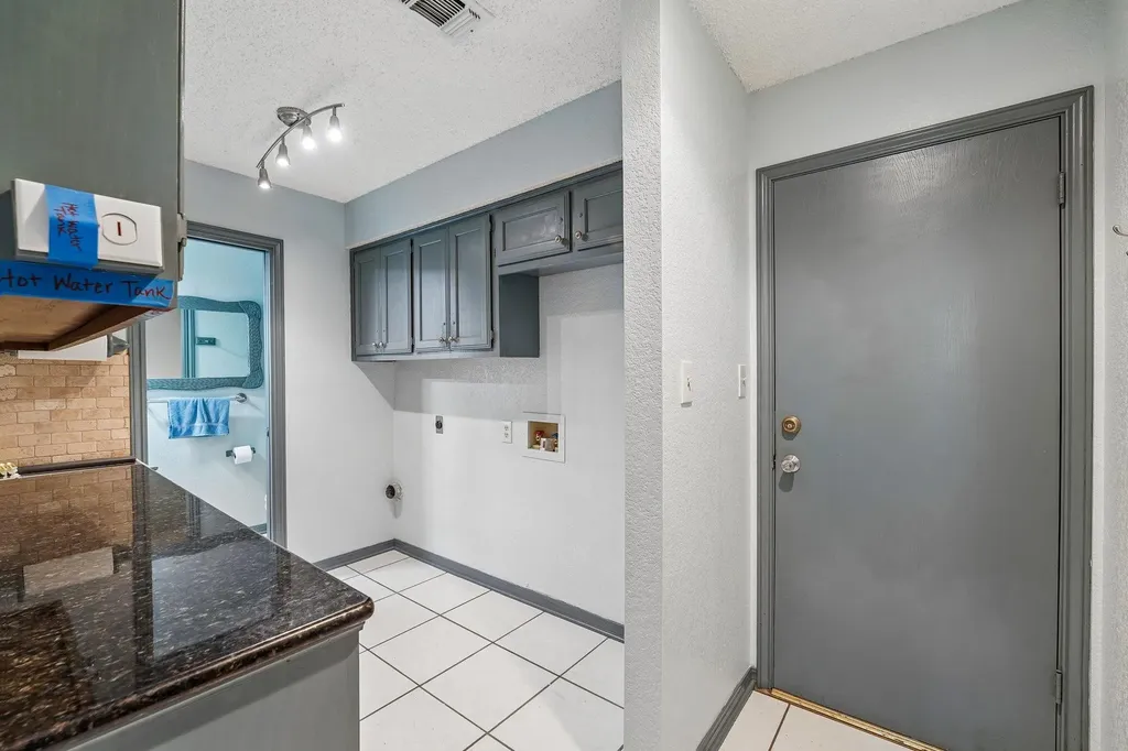 3700 Shady Valley Drive Austin TX 78739