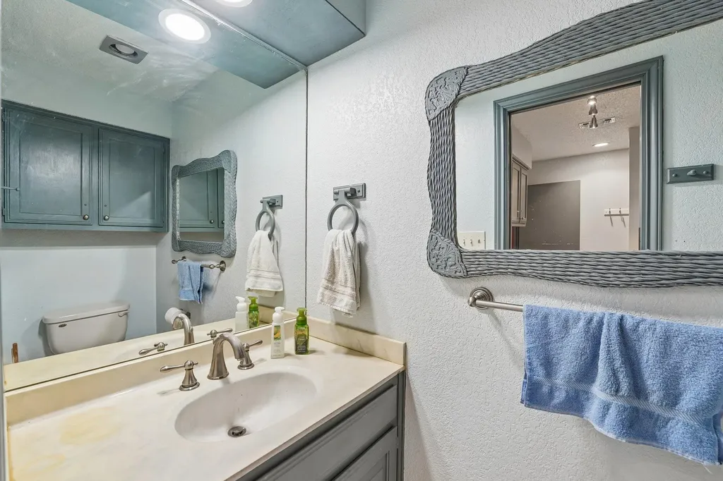 3700 Shady Valley Drive Austin TX 78739