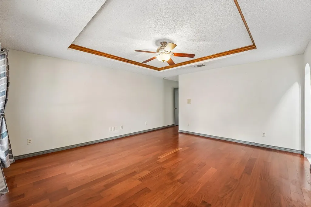 3700 Shady Valley Drive Austin TX 78739