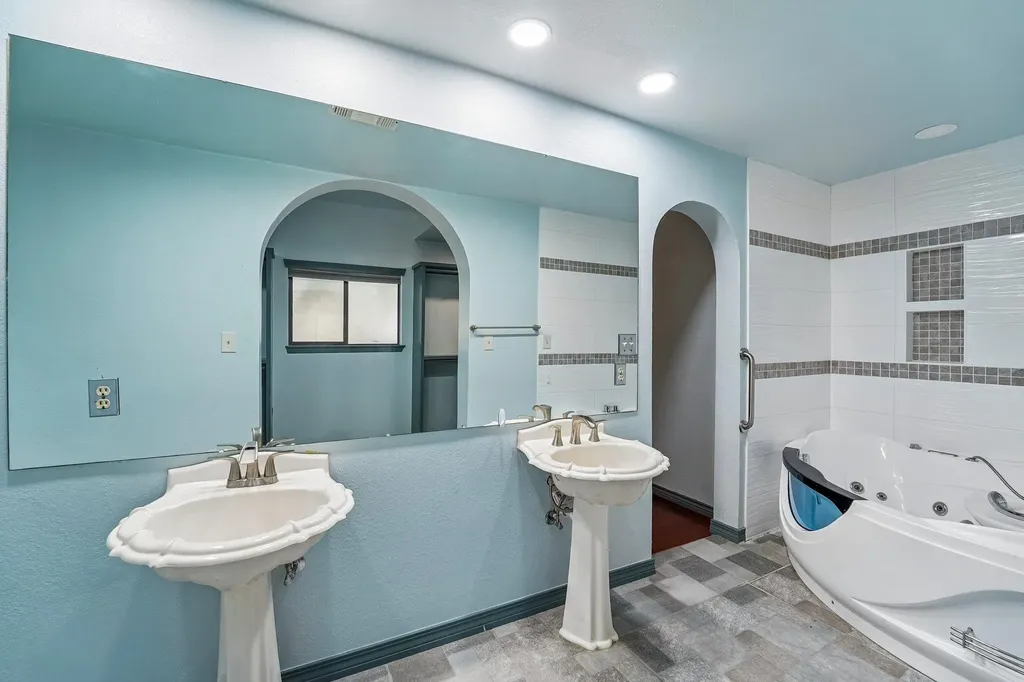 3700 Shady Valley Drive Austin TX 78739