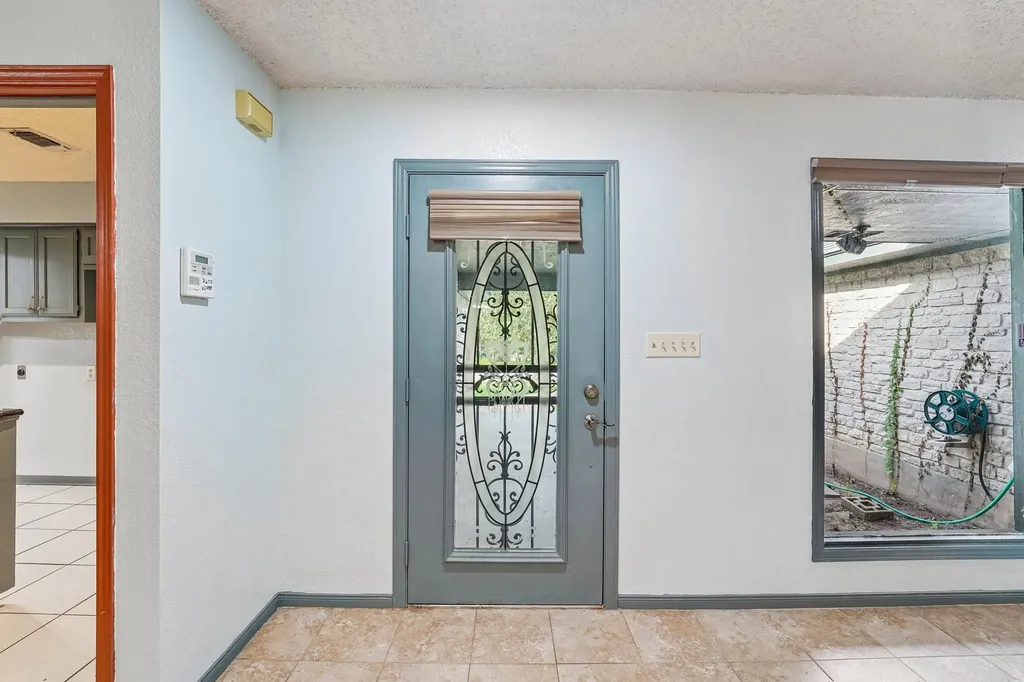 3700 Shady Valley Drive Austin TX 78739