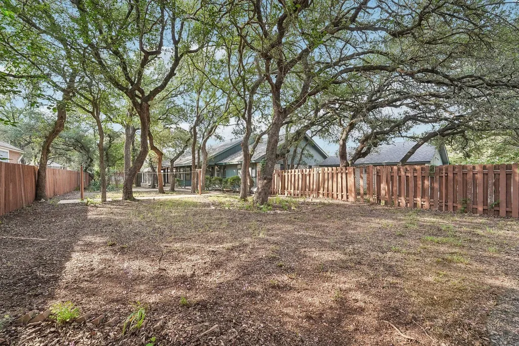 3700 Shady Valley Drive Austin TX 78739
