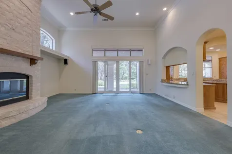 106 Lakeway Hills Cove Lakeway TX 78734