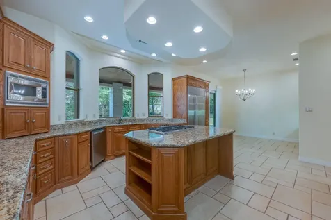 106 Lakeway Hills Cove Lakeway TX 78734
