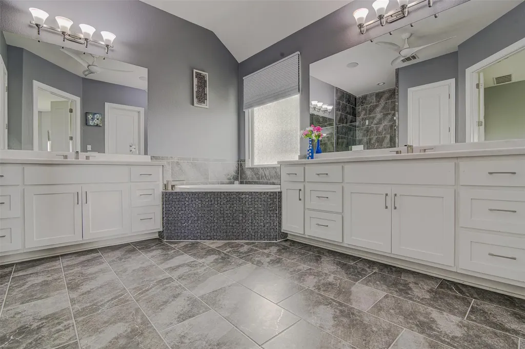 4208 Sandorna View Leander TX 78641