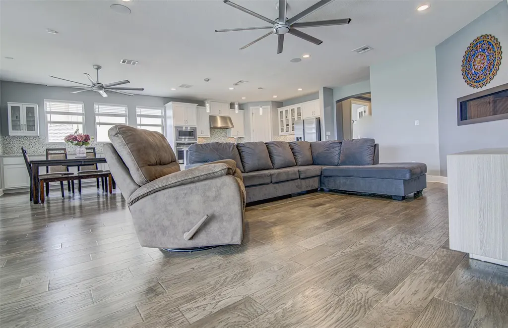 4208 Sandorna View Leander TX 78641