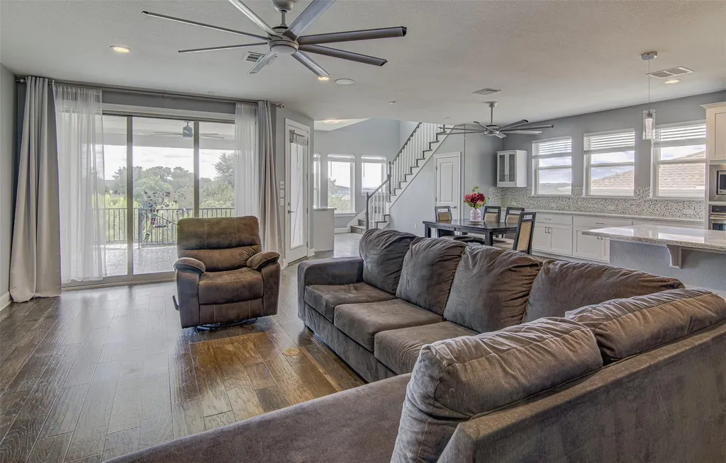 4208 Sandorna View Leander TX 78641