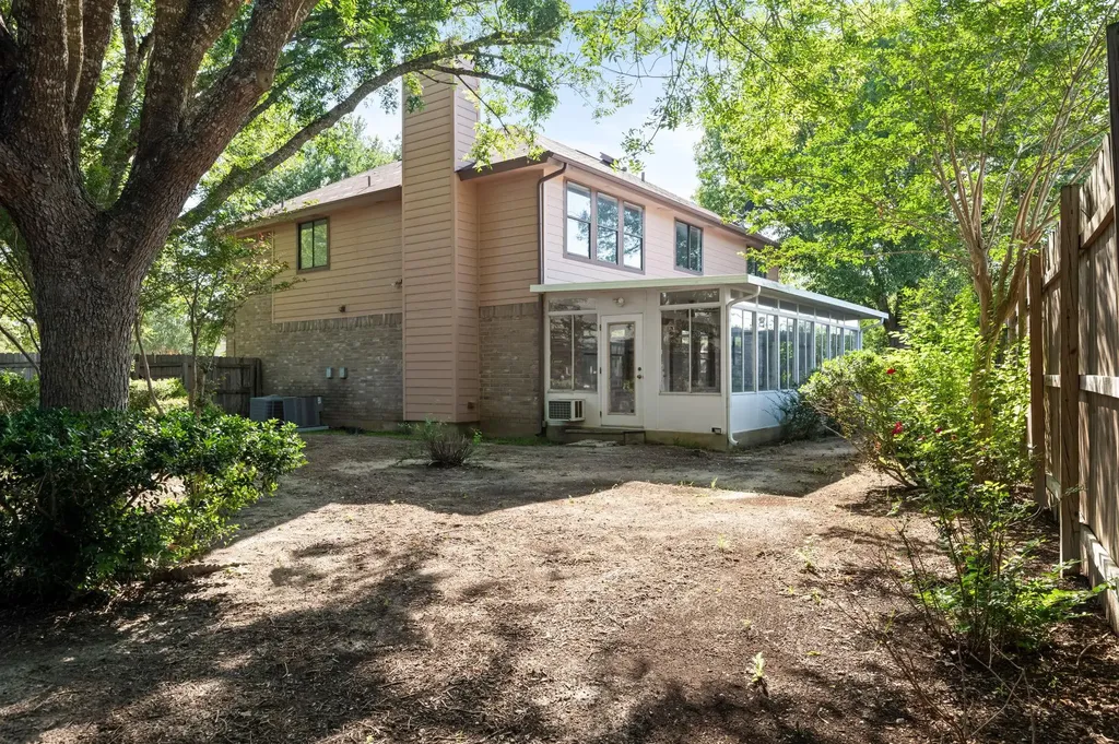 1106 Split Oak Cove Pflugerville TX 78660