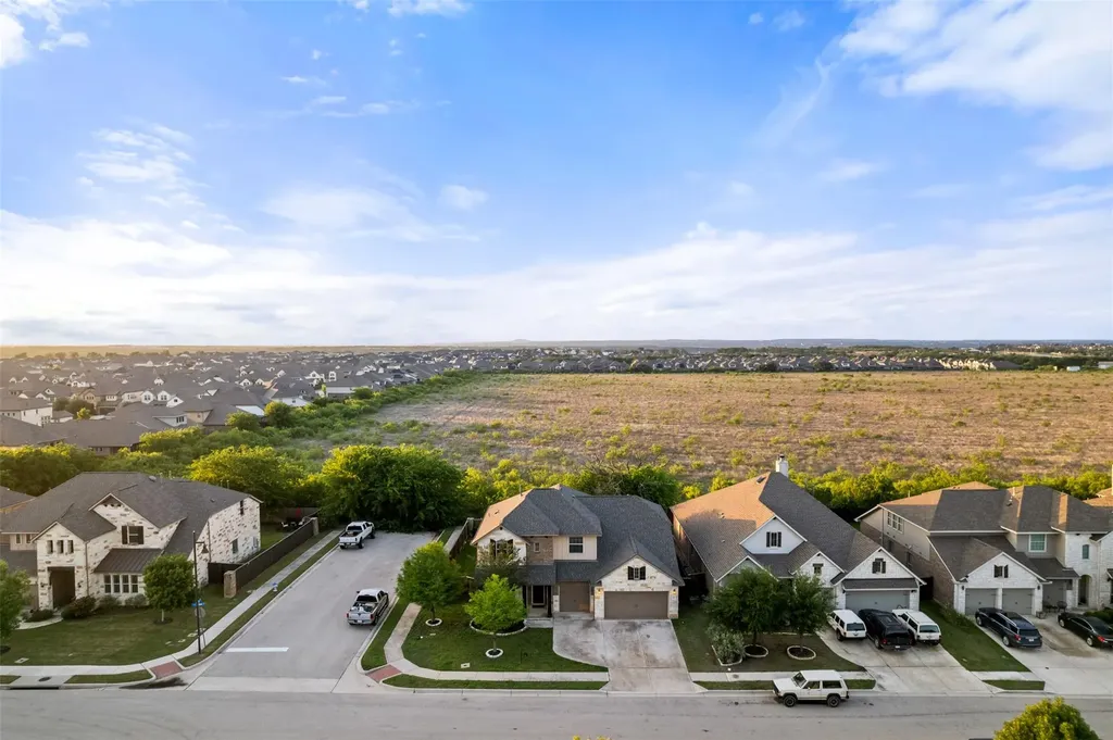 401 Daniel Crossing Liberty Hill TX 78642