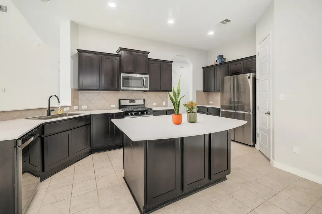 17309 Silent Harbor Loop Pflugerville TX 78660