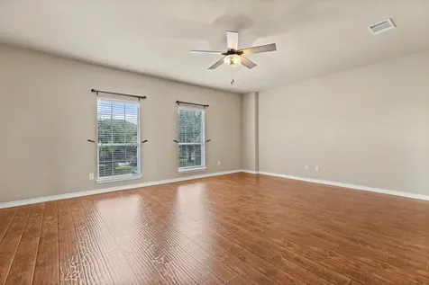 1001 Hondo Lane Hutto TX 78634