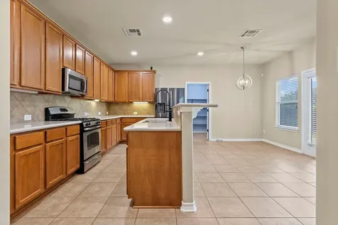 1001 Hondo Lane Hutto TX 78634