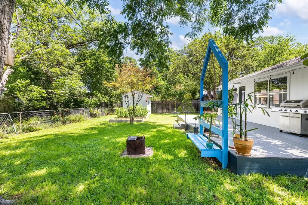 8800 Parkfield Drive Austin TX 78758