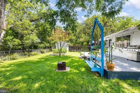 8800 Parkfield Drive Austin TX 78758