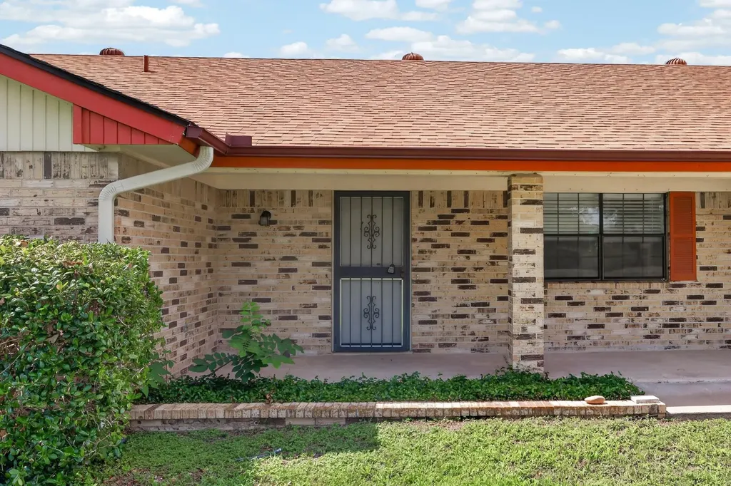 615 Old Manchaca Road Austin TX 78748