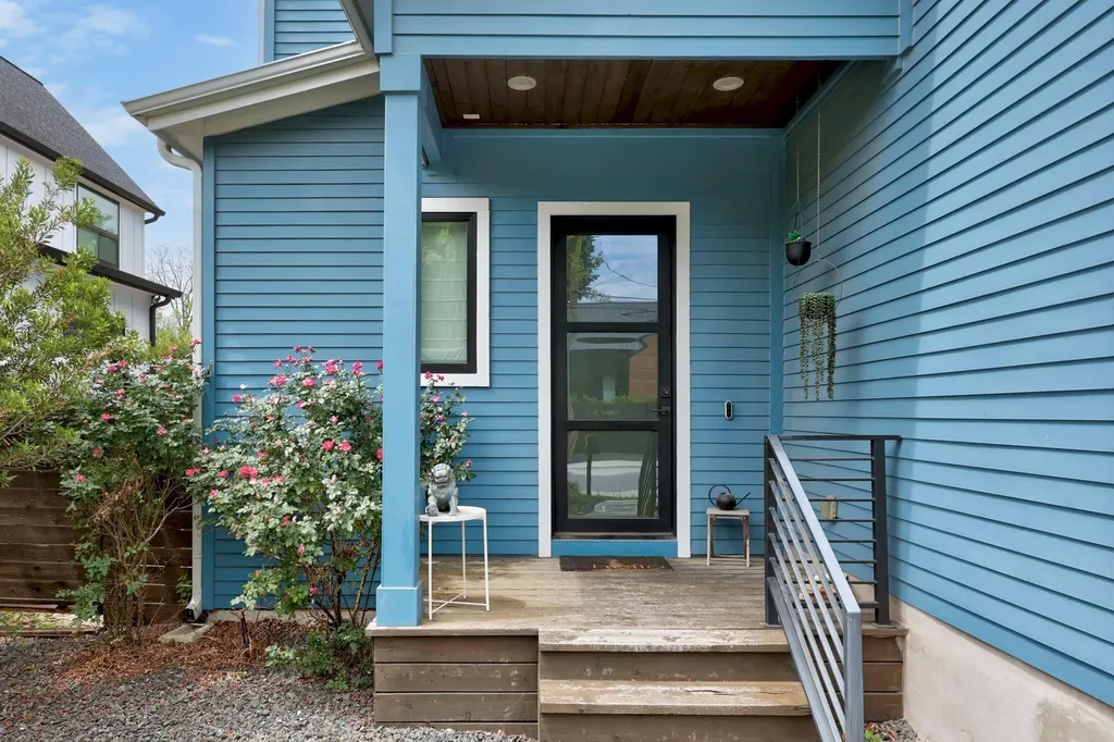 1004 Lott Avenue Austin TX 78721