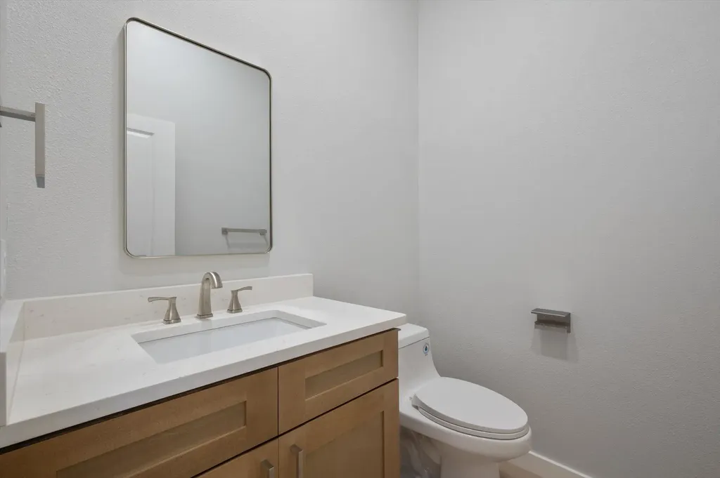 148 Preston Trail Meadowlakes TX 78654