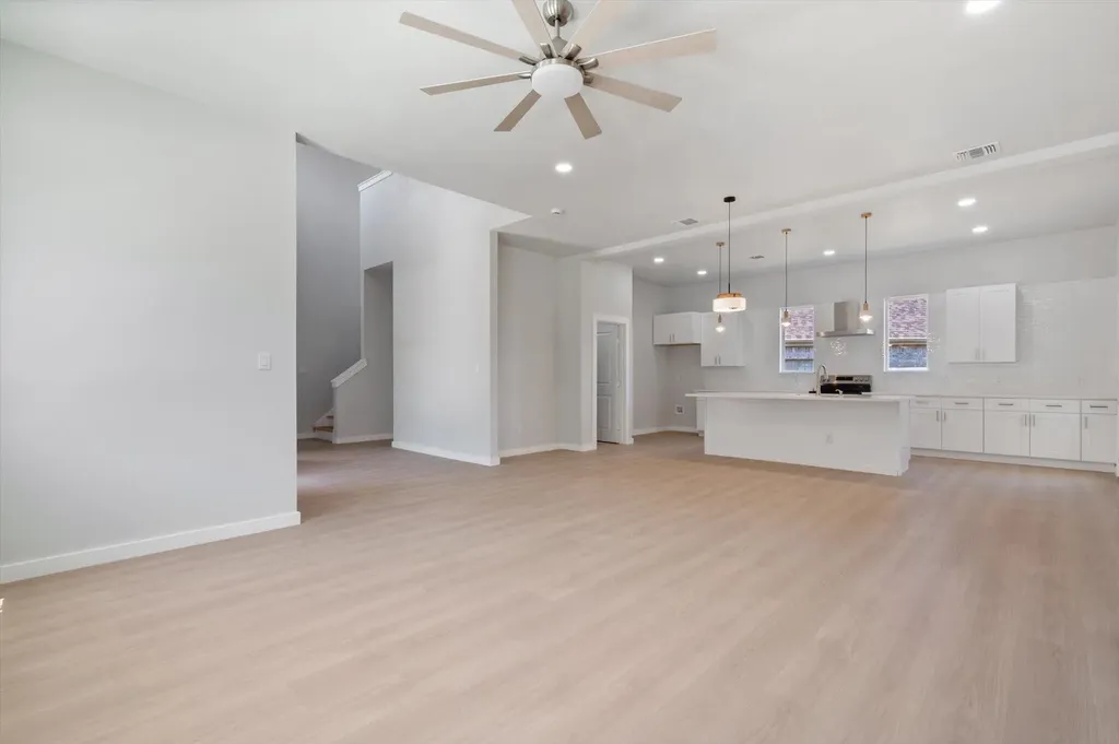148 Preston Trail Meadowlakes TX 78654