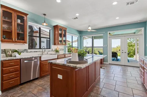 1121 Kings Cove Drive Canyon Lake TX 78133