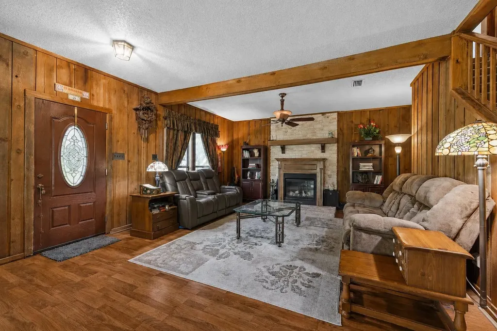 1250 County Road 200 Liberty Hill TX 78642