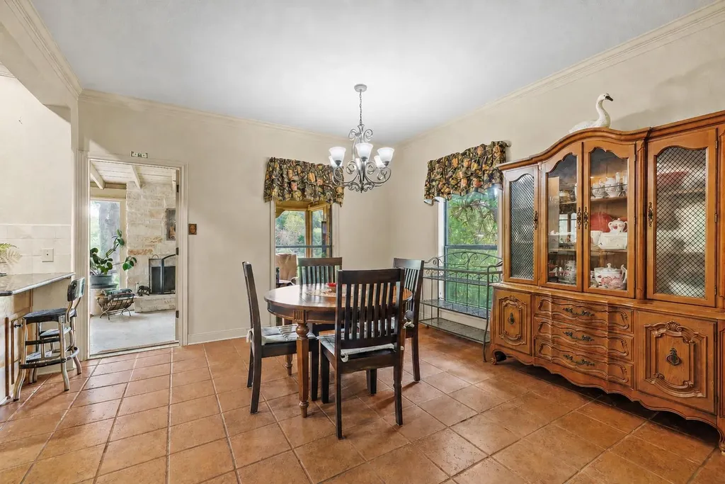 1250 County Road 200 Liberty Hill TX 78642
