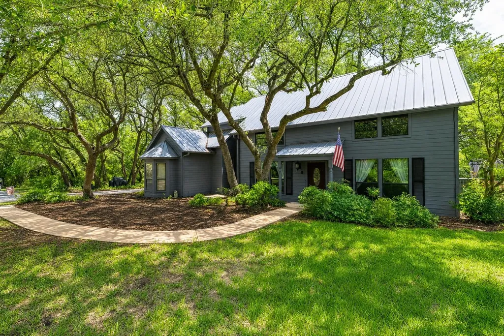 1250 County Road 200 Liberty Hill TX 78642