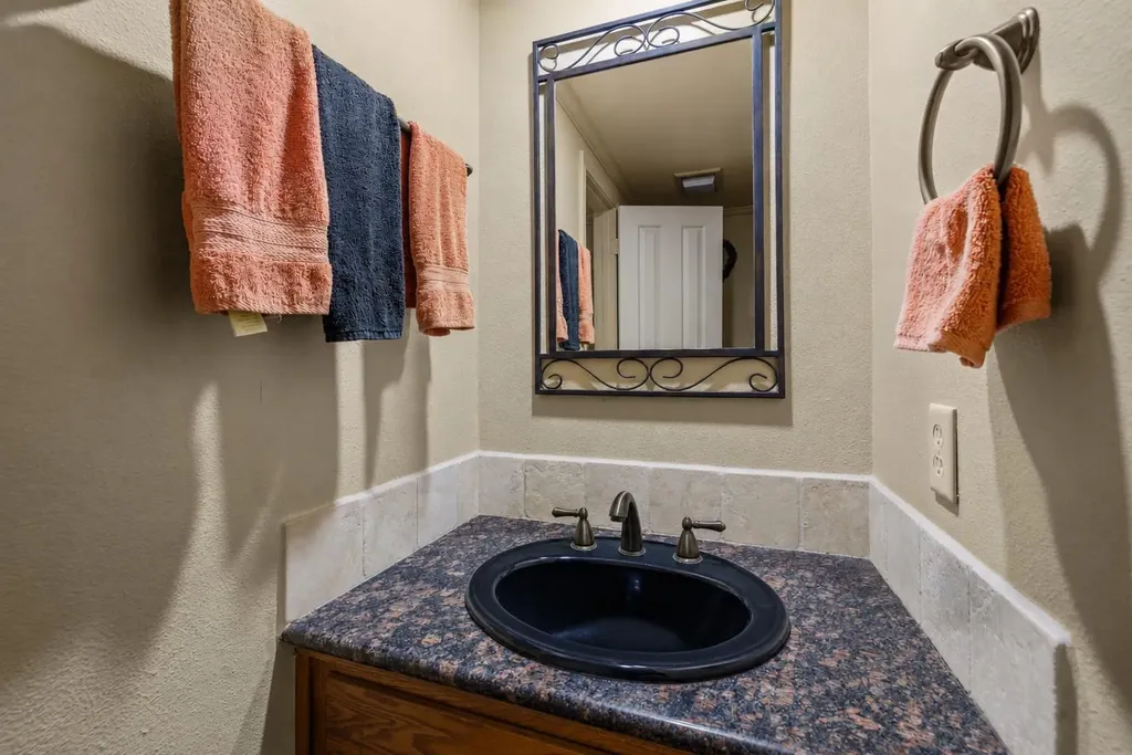 1250 County Road 200 Liberty Hill TX 78642