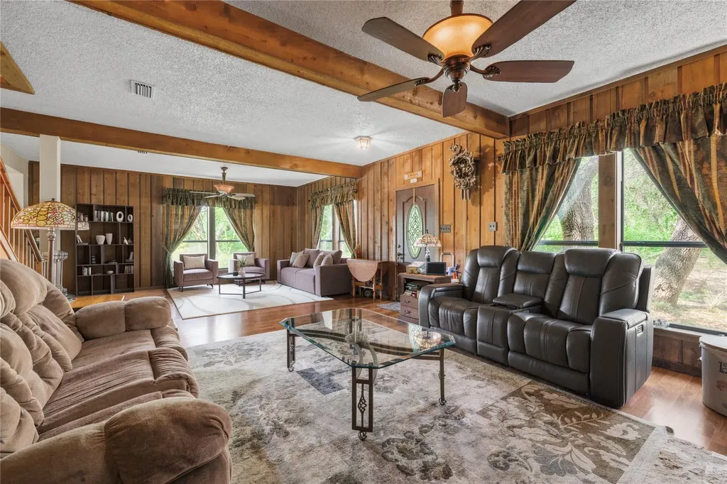 1250 County Road 200 Liberty Hill TX 78642