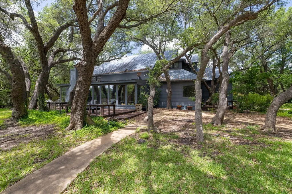 1250 County Road 200 Liberty Hill TX 78642