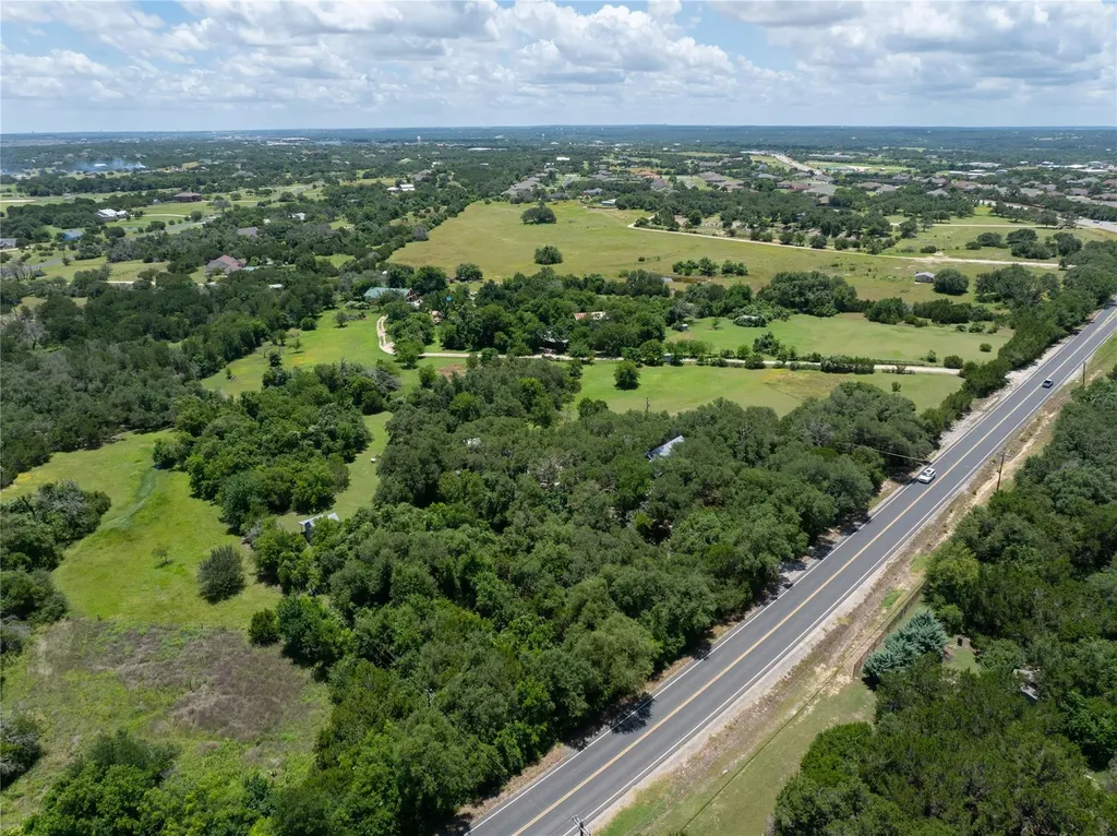 1250 County Road 200 Liberty Hill TX 78642