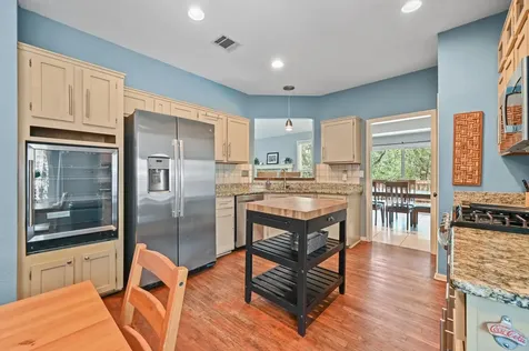 12047 Lincolnshire Drive Austin TX 78758
