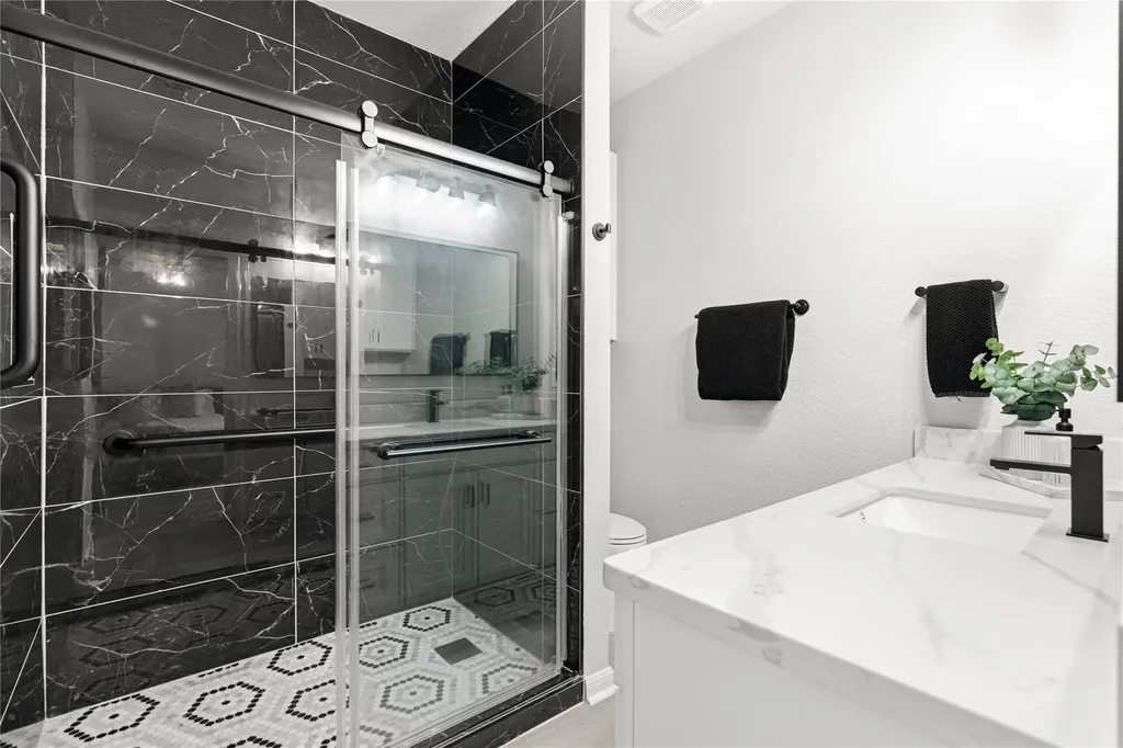 6501 Brush Country Road Austin TX 78749