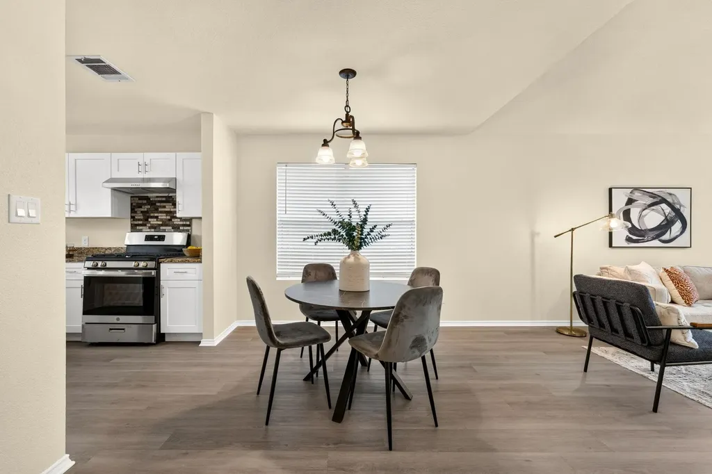 1604 Southwestern Trail Round Rock TX 78664